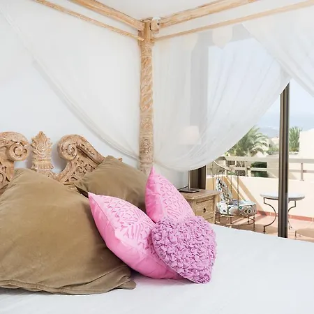 Дом отдыха Luxury Bungalow